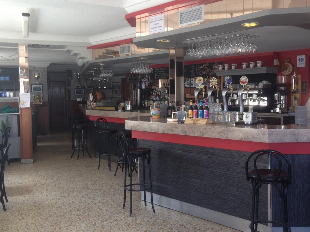 Hostal Salones Victoria Santa Marina del Rey Exteriér fotografie